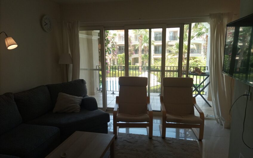 Elegant Two BR Apartment Fully Furnished In Veranda