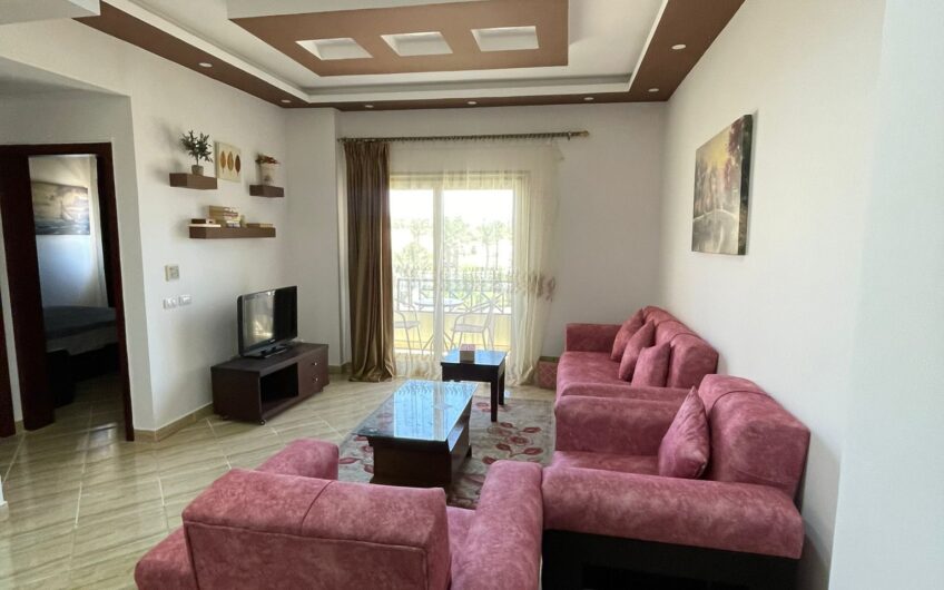 Luxuriously furnished 1 BR apartment on the beach-front resort of El Andalous, Sahl Hasheesh