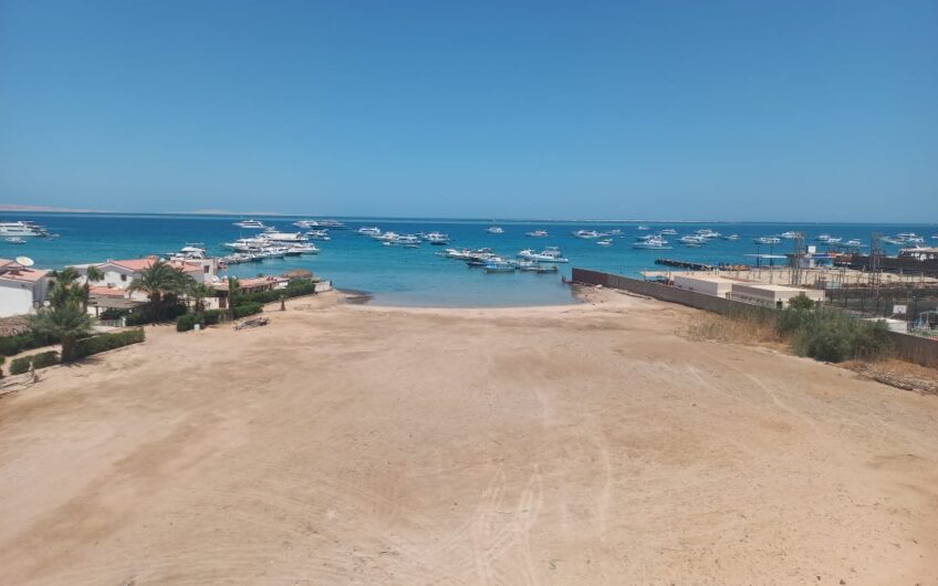 Beach Front Chalet In Prime Location At Hurghada