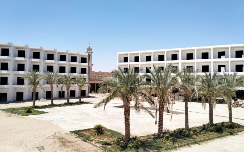 Beach Front Chalet In Prime Location At Hurghada