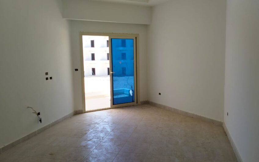 Beach Front Chalet In Prime Location At Hurghada