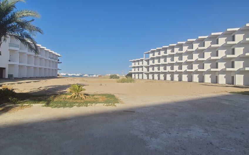 Beach Front Chalet In Prime Location At Hurghada